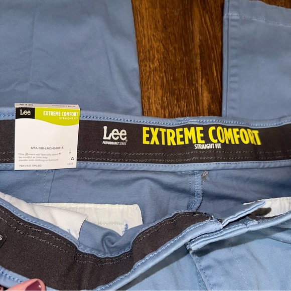 Lee Men’s Extreme Comfort Straight Fit Flat Front Active Stretch Pants 40x30 - Picture 2 of 8